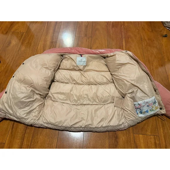 Women's Moncler Pink Velvet Puffer Jacket Size S with Beige Lining - Picture 4 of 13